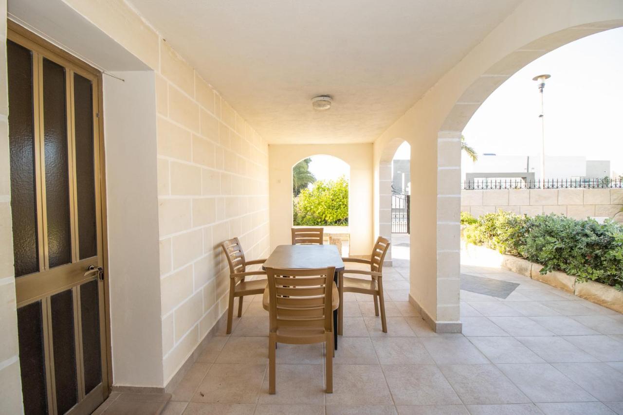 Tranquil Villa Apartments Units Mellieħa Extérieur photo