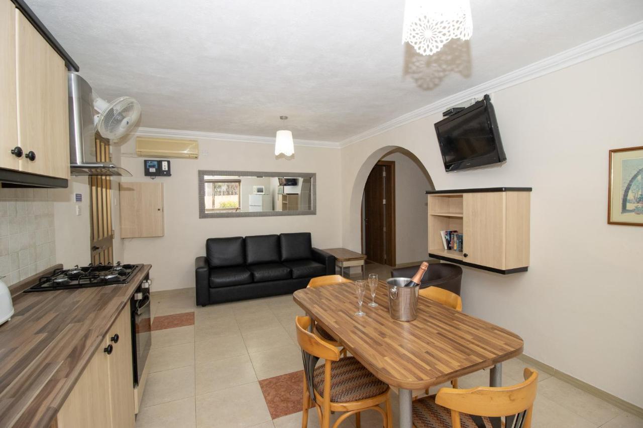 Tranquil Villa Apartments Units Mellieħa Extérieur photo